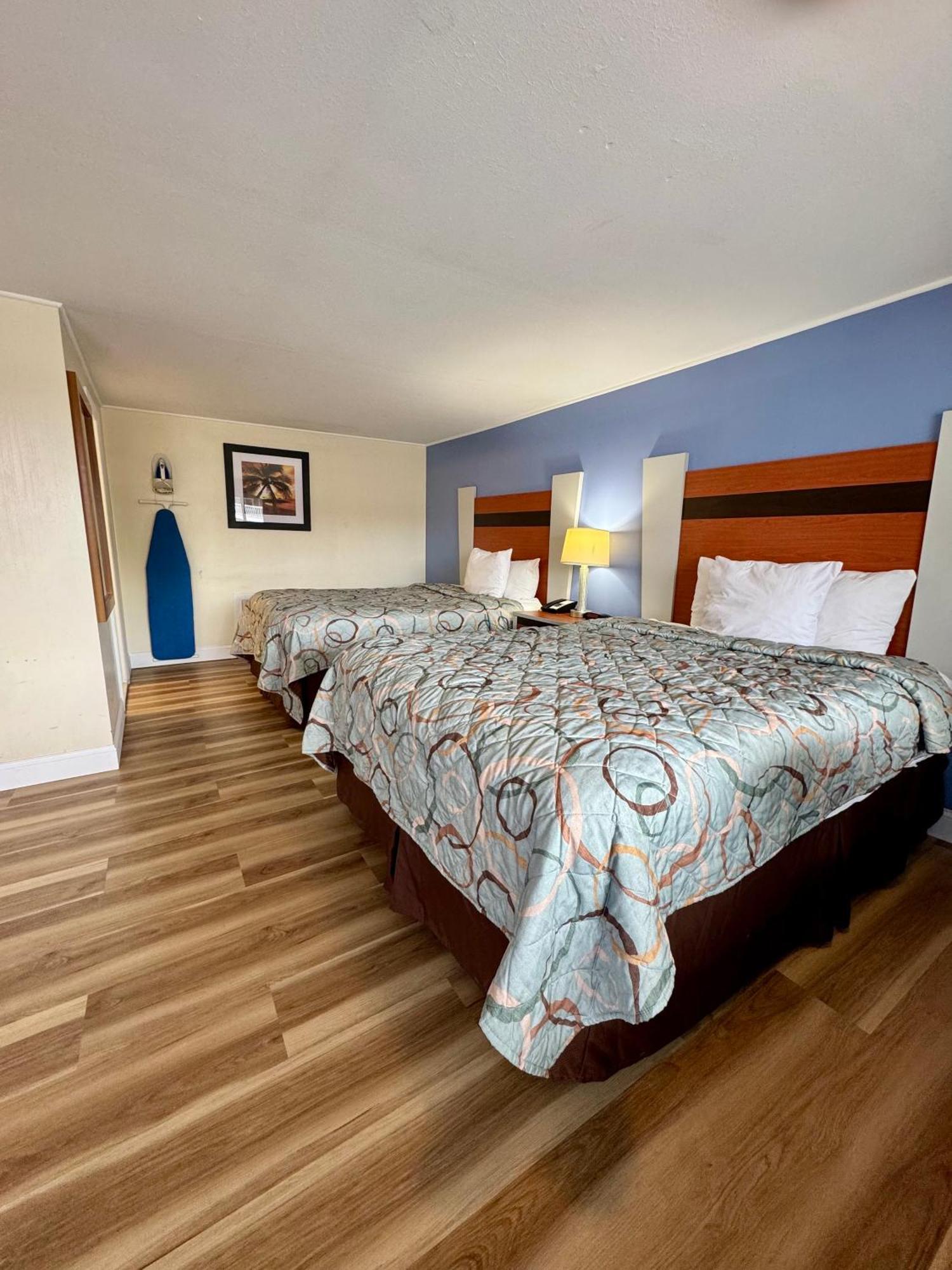 Days Inn By Wyndham - Cape Cod West Yarmouth Zewnętrze zdjęcie