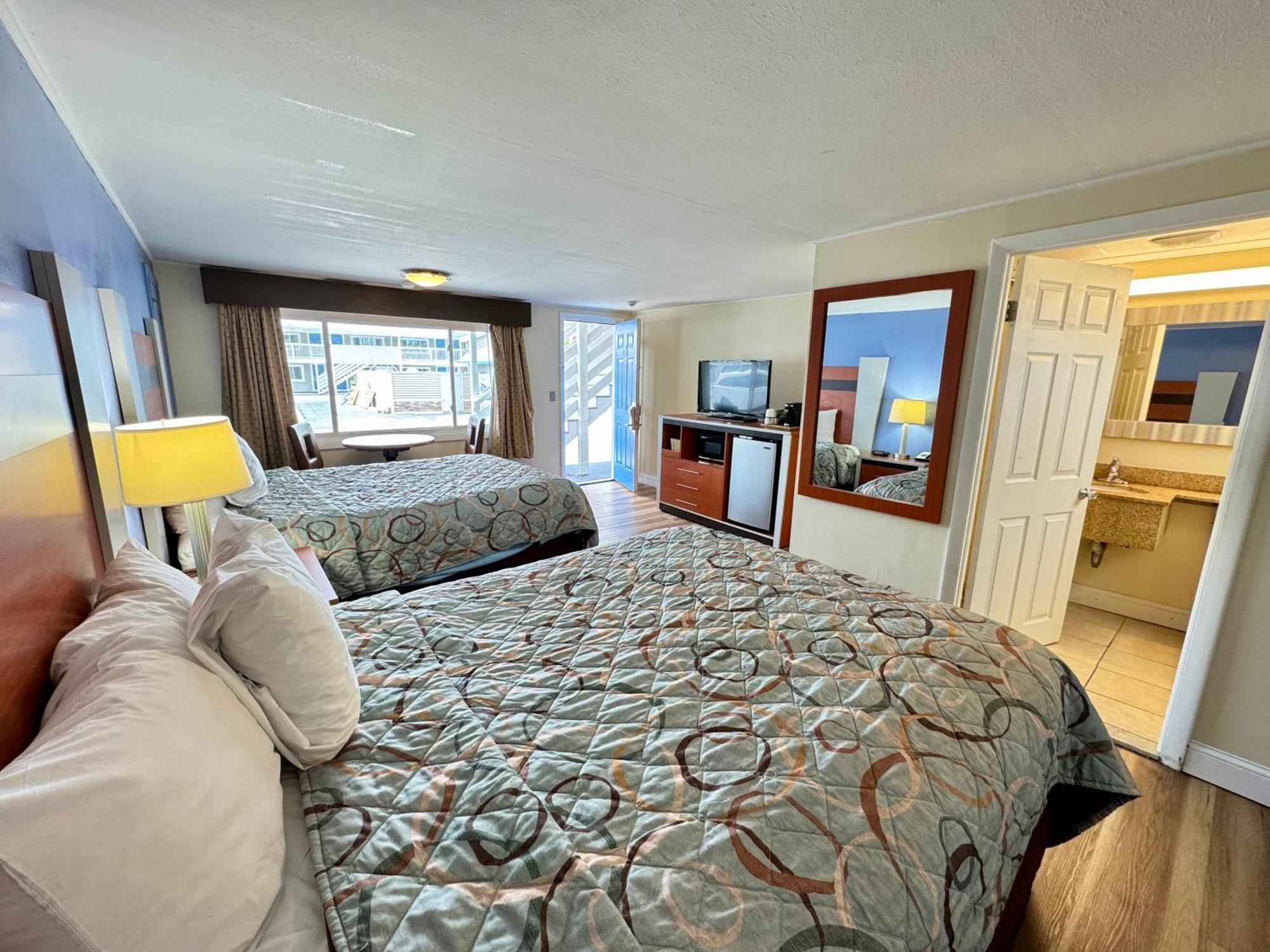 Days Inn By Wyndham - Cape Cod West Yarmouth Zewnętrze zdjęcie